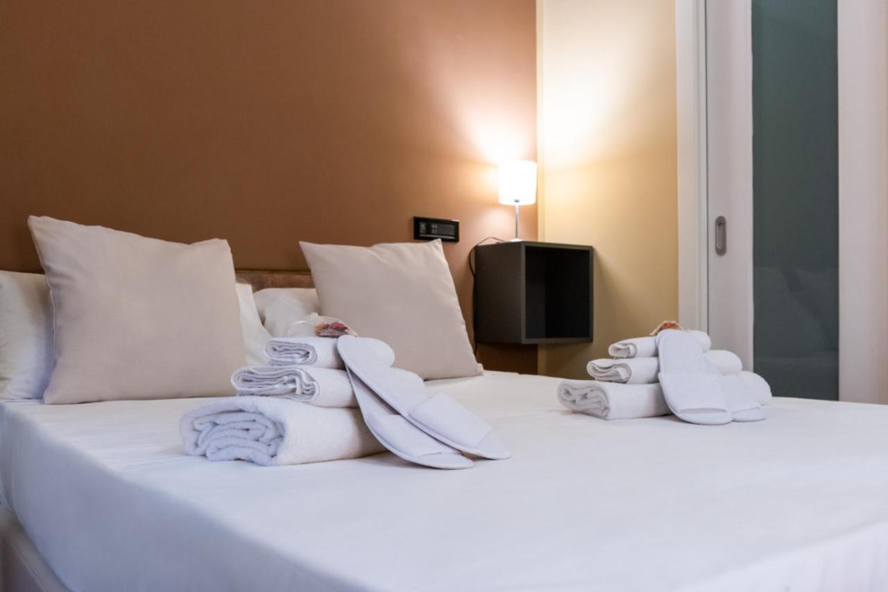 Hotel Suite Ares Naples Exterior photo